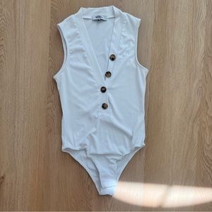 Verge girl white bodysuit